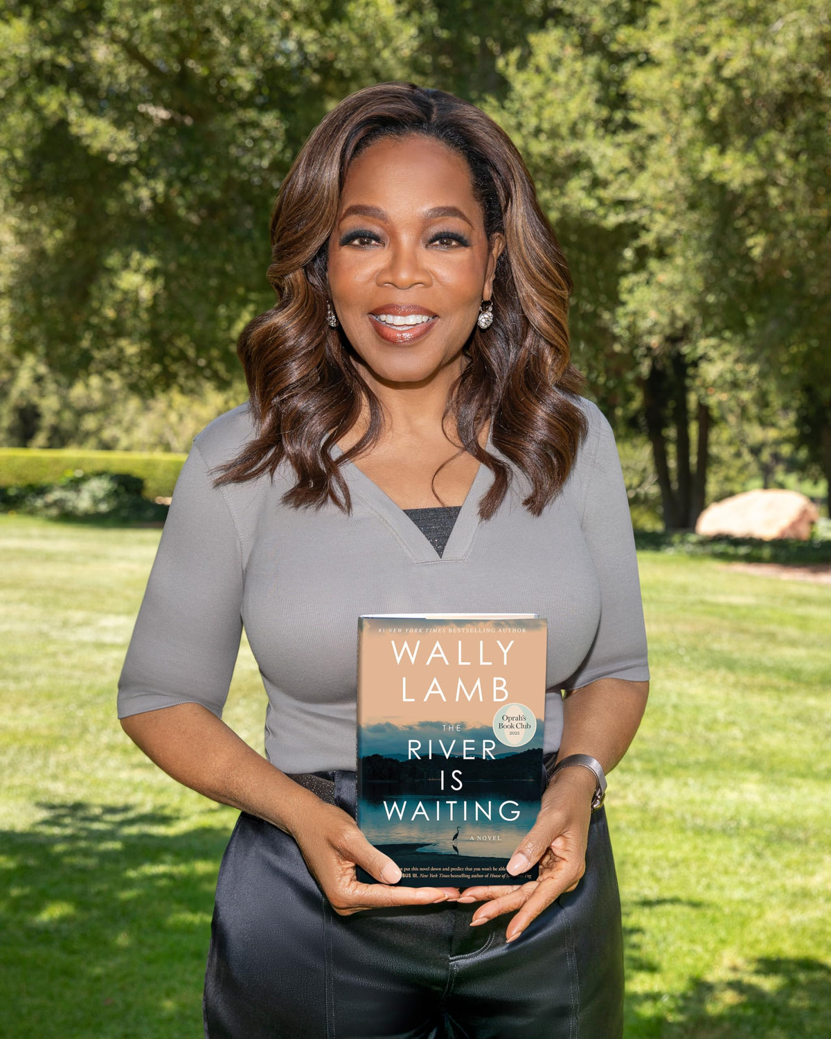 The River Is Waiting (Oprah's Book Club): A Novel
